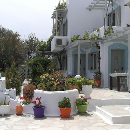 Vrohaki Studios & Rooms Piso Livadi Luaran gambar