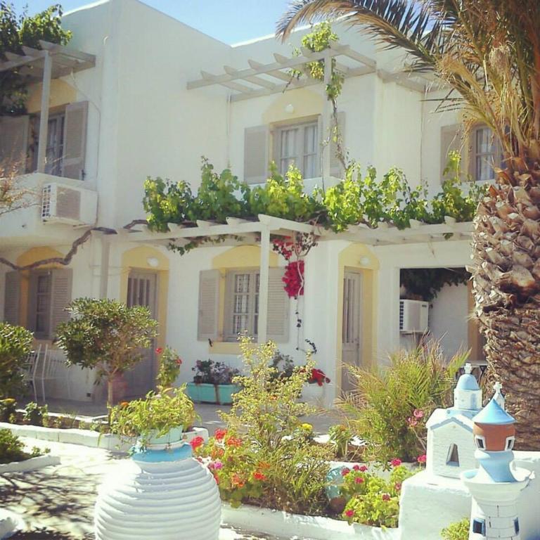 Vrohaki Studios & Rooms Piso Livadi Luaran gambar