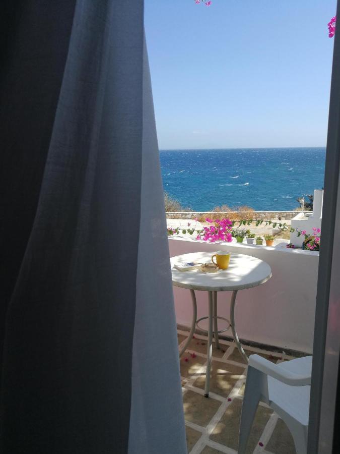 Vrohaki Studios & Rooms Piso Livadi Luaran gambar